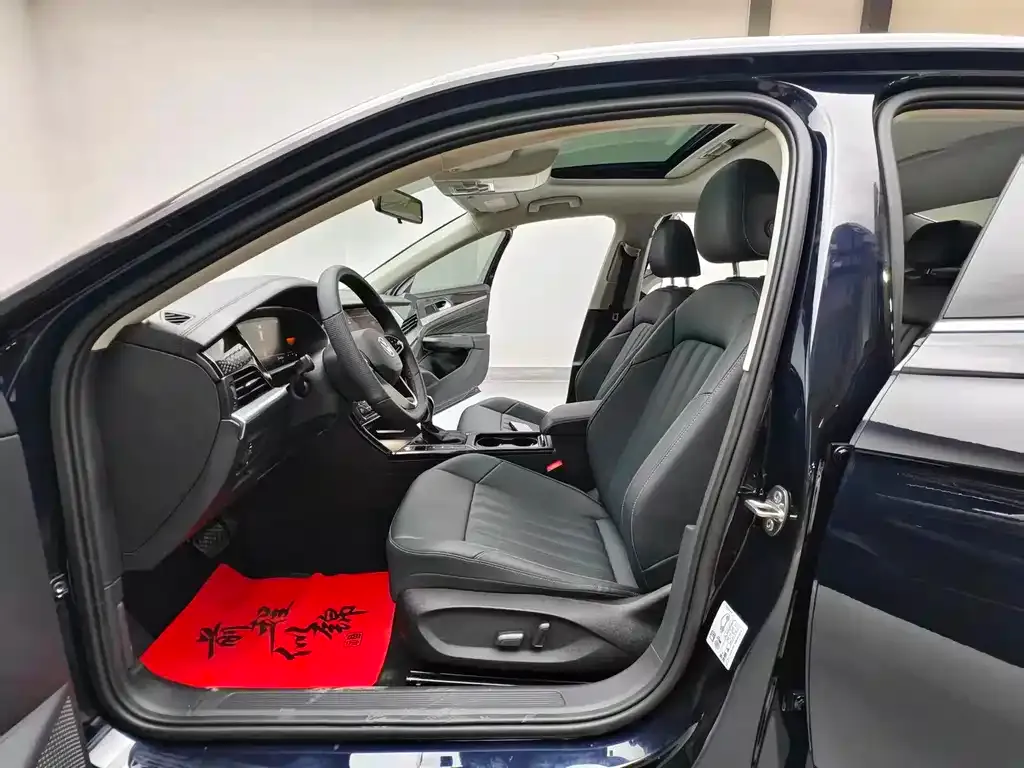 Volkswagen Passat — фото 7