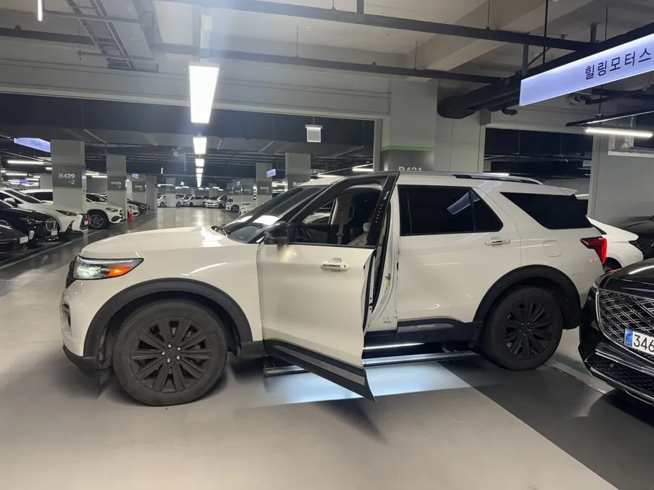 Ford Explorer 2021 из KR, фото 7