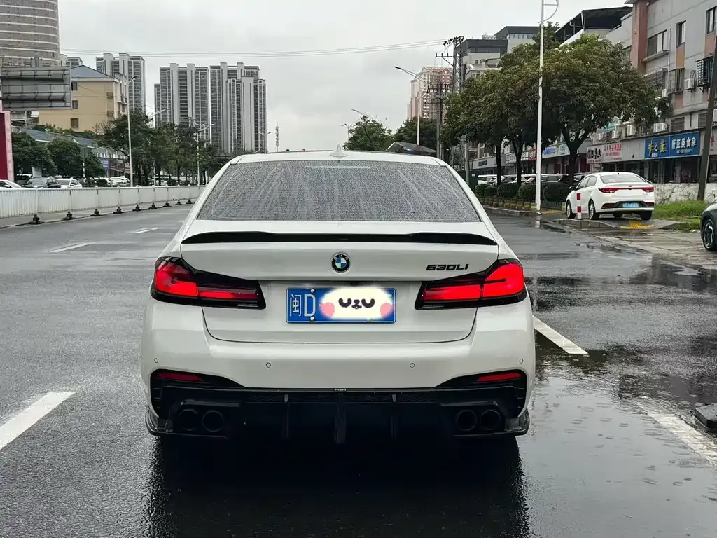 BMW 5 Series — фото 3