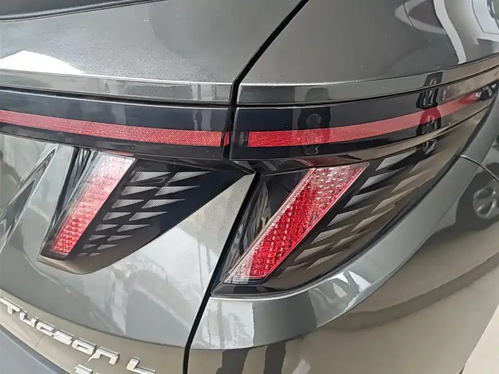 Hyundai Tucson — фото 2