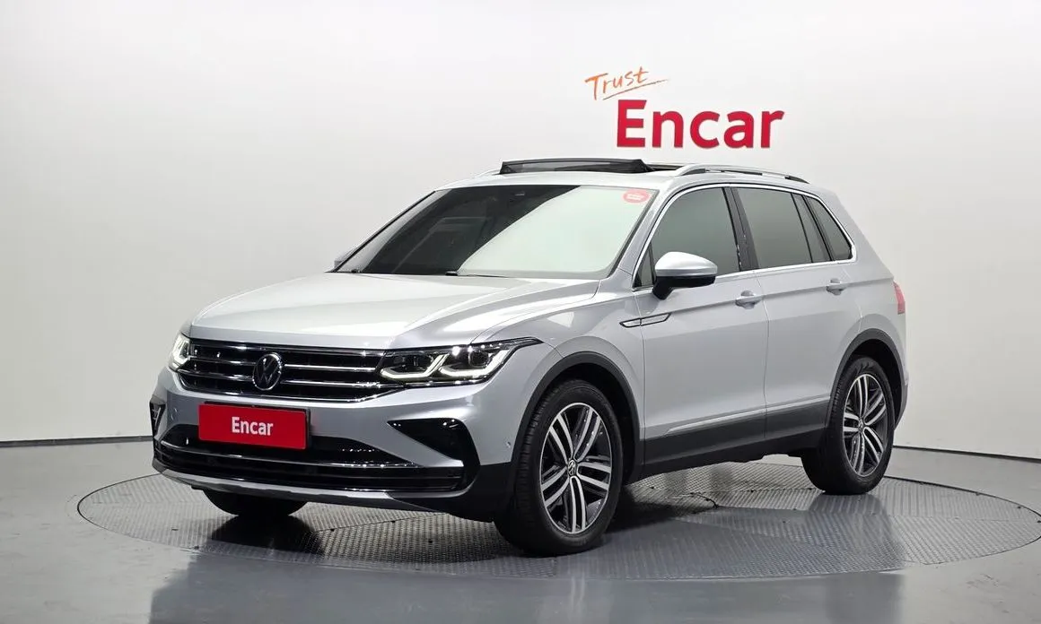 Volkswagen Tiguan — фото 1