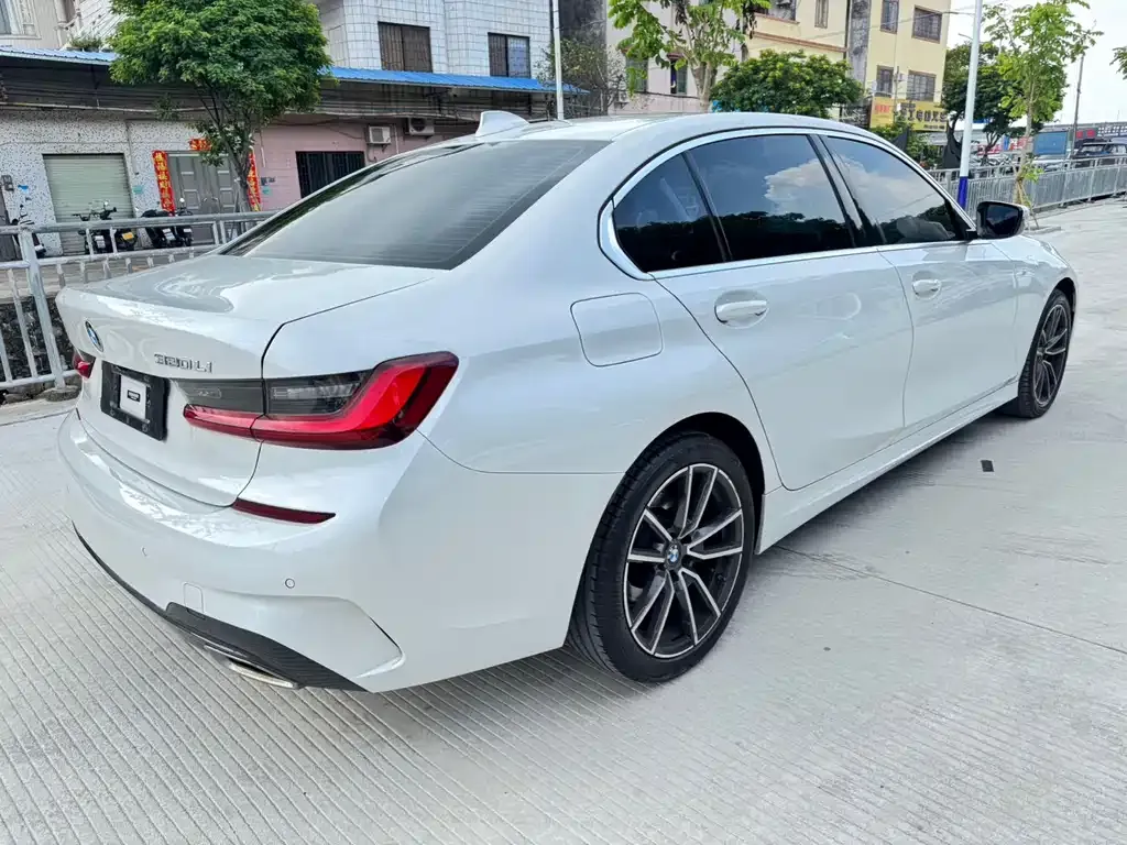 BMW 3 Series — фото 4