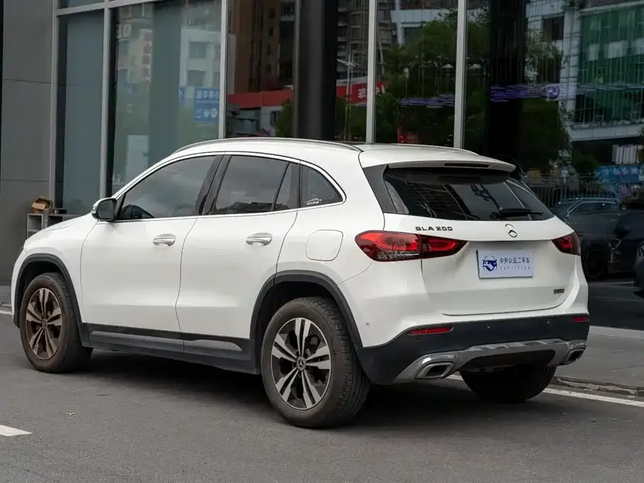 Mercedes-Benz GLA — фото 9