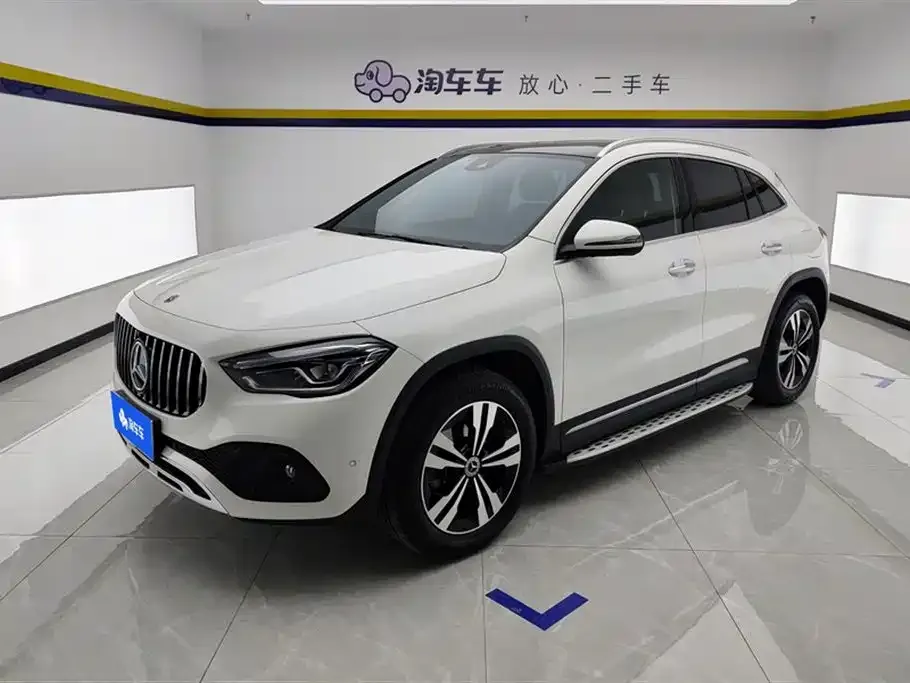 Mercedes-Benz GLA — фото 1