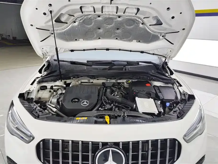 Mercedes-Benz GLA — фото 10