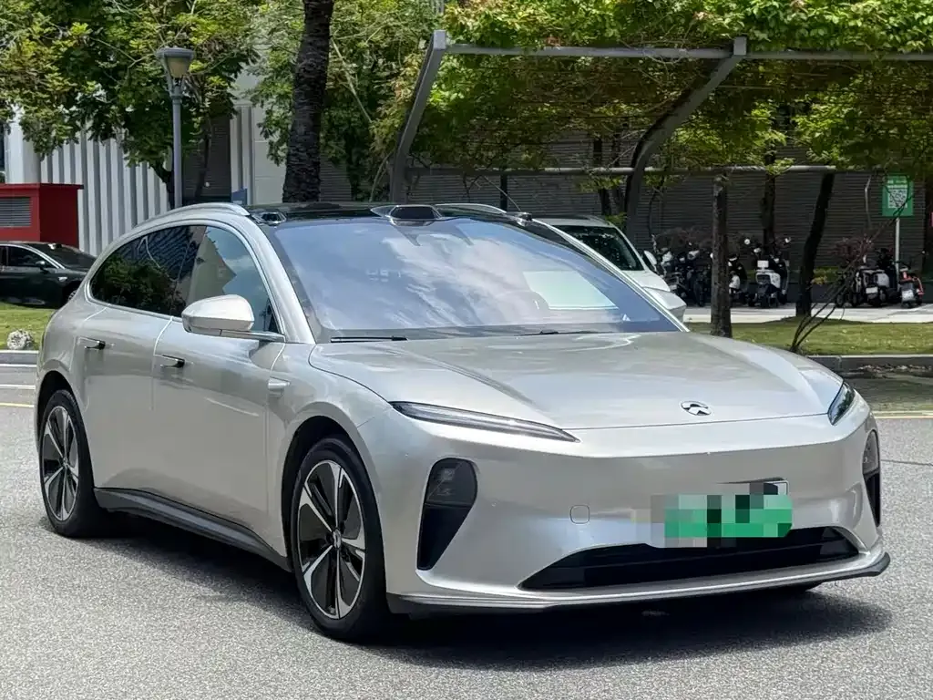 NIO ET5T 2024 из CN, фото 8