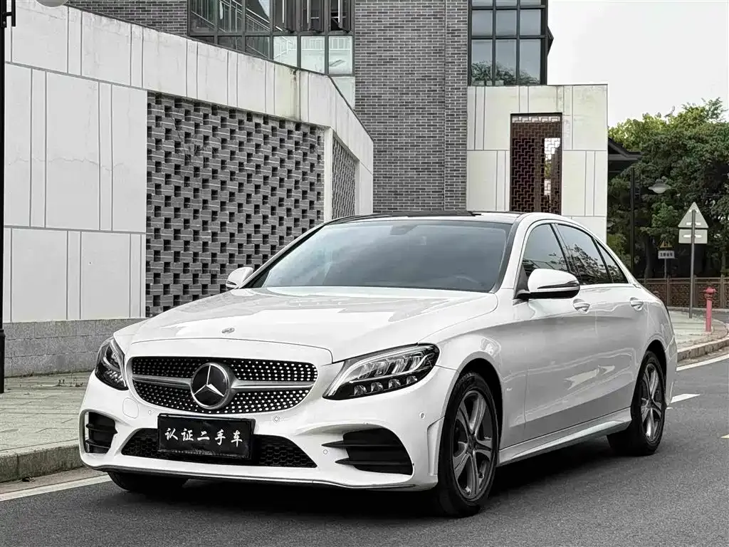 Mercedes-Benz C-Class — фото 9