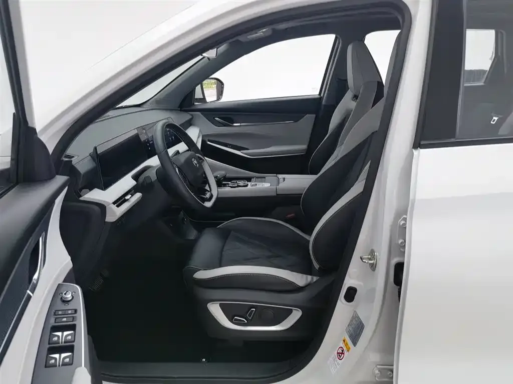 Changan CS75PLUS 2023 из CN, фото 6