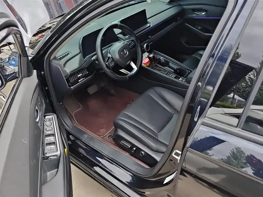 Honda Accord — фото 5