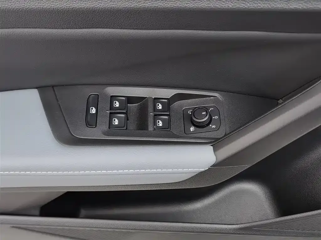 Volkswagen Lavida 2024 из CN, фото 8