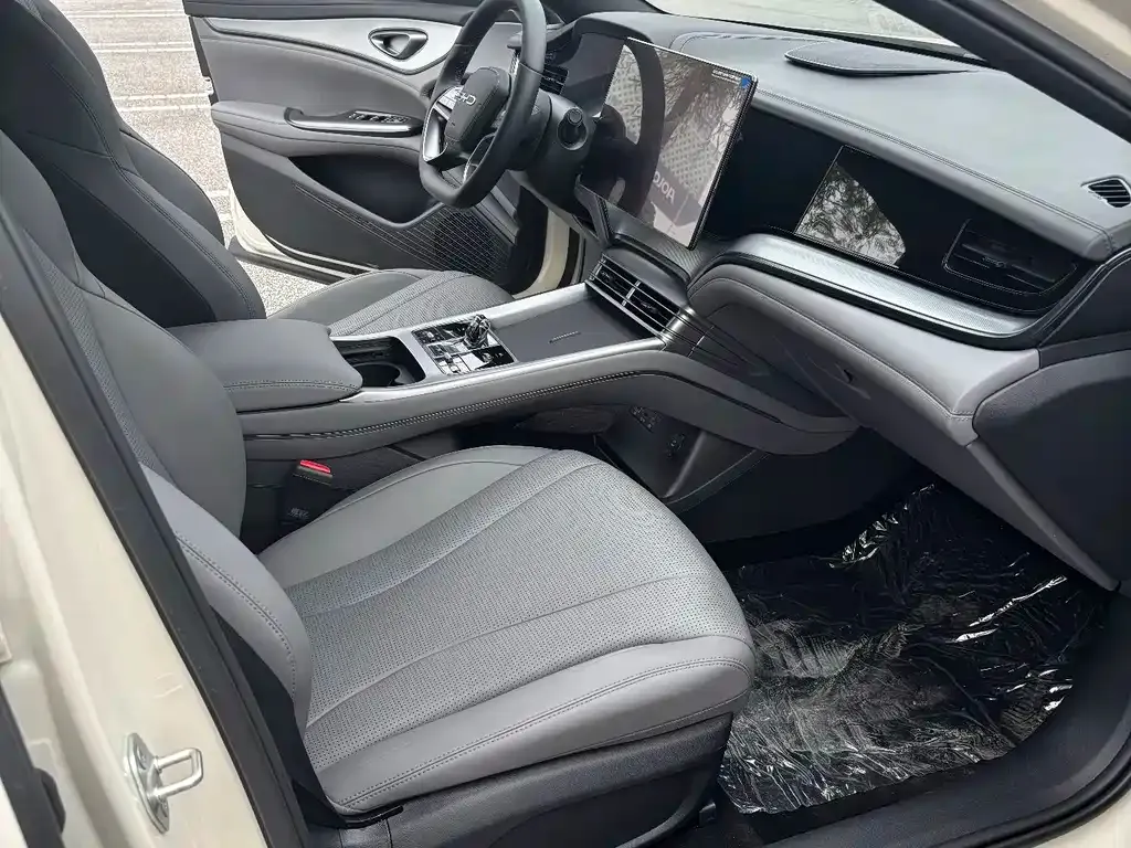 BYD Seal 07 DM-i 2025 из CN, фото 6