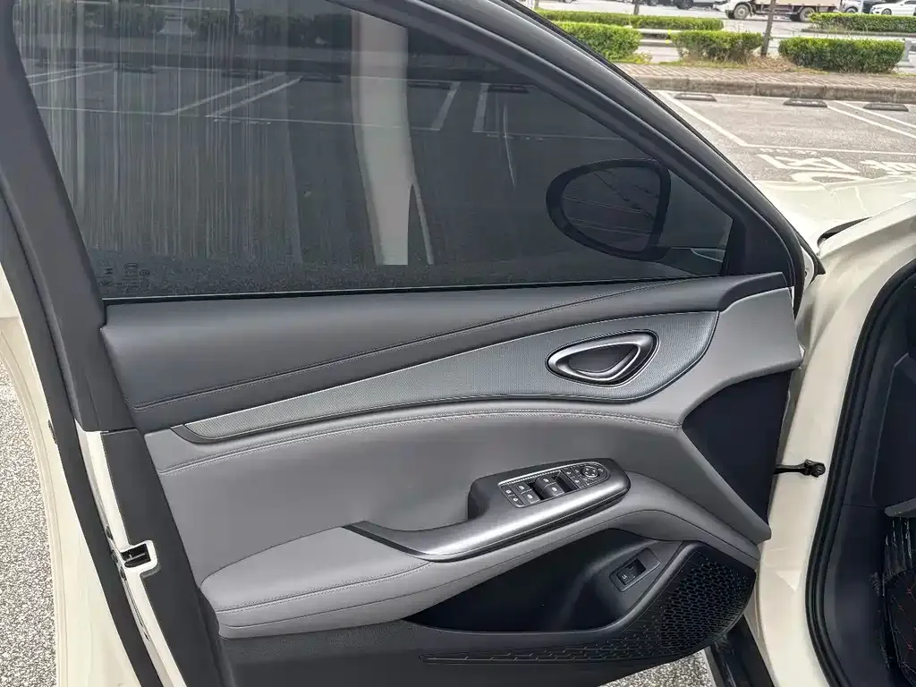 BYD Seal 07 DM-i 2025 из CN, фото 5