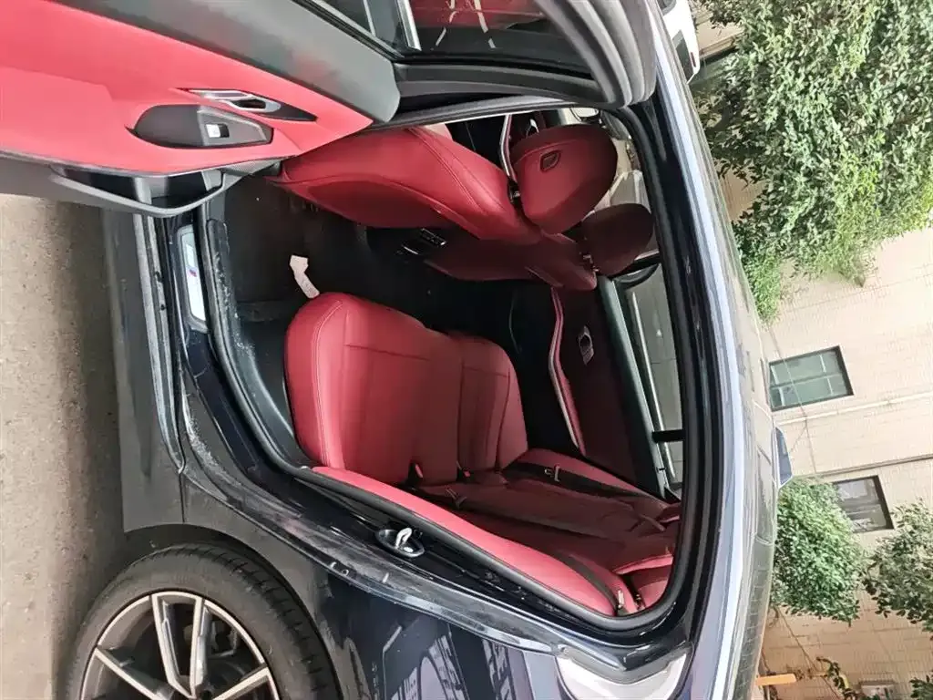 BMW 3 Series — фото 1
