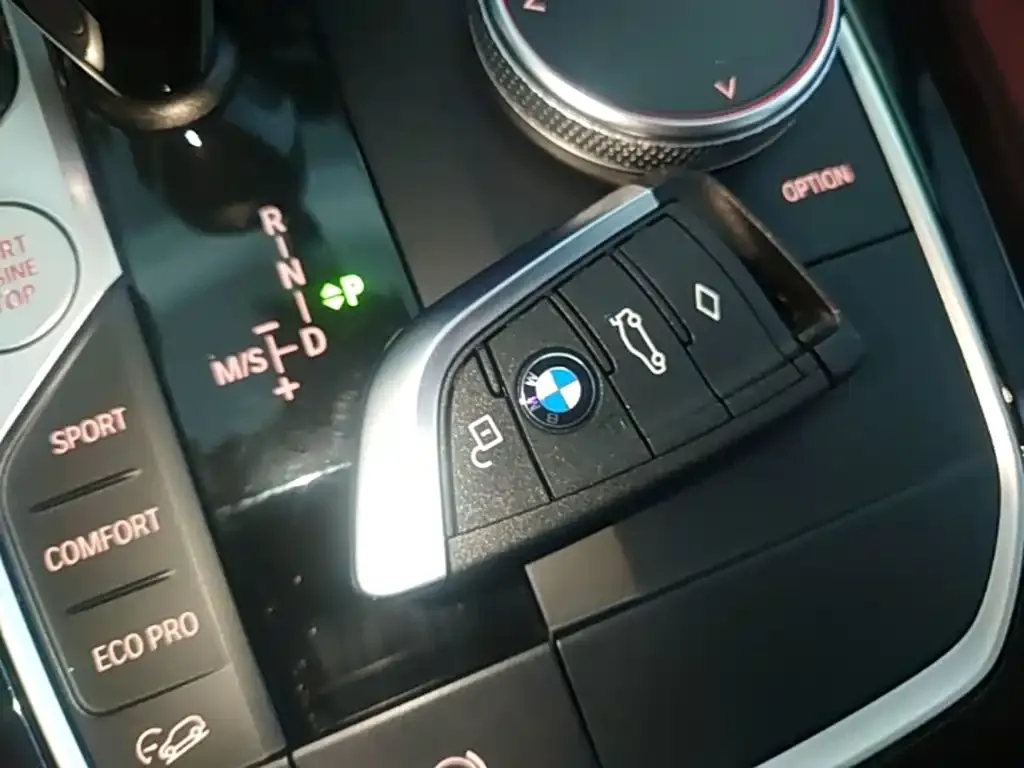 BMW X3 — фото 10