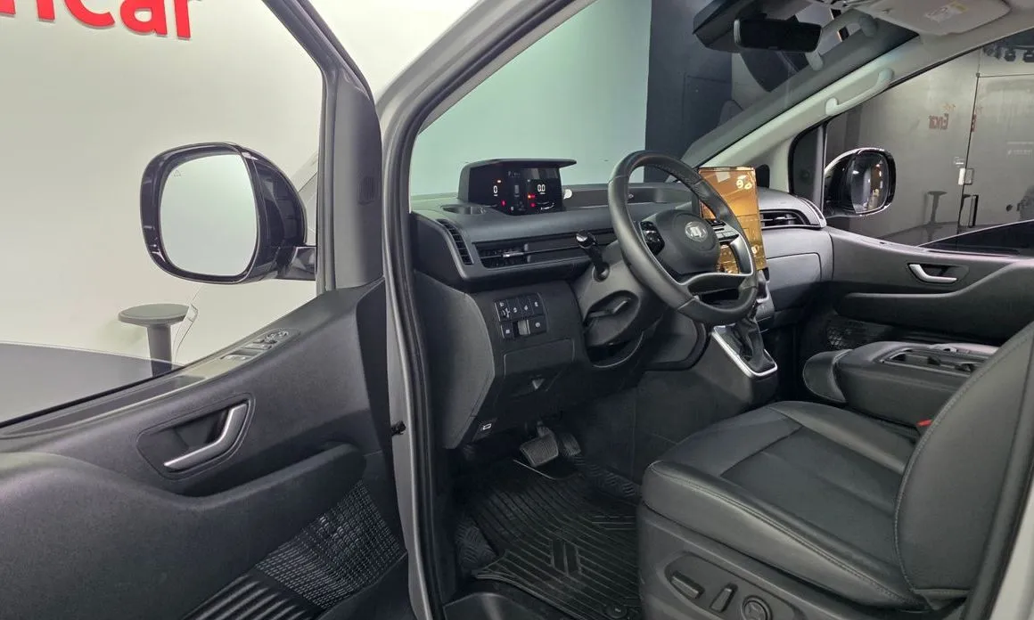 Hyundai Staria 2023 из KR, фото 8