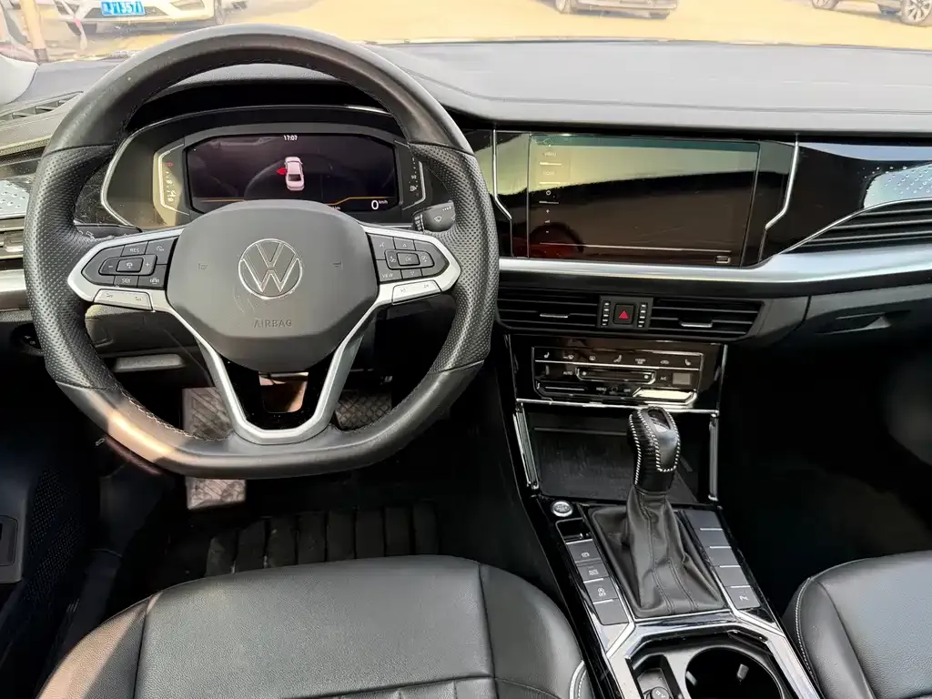 Volkswagen Passat — фото 4