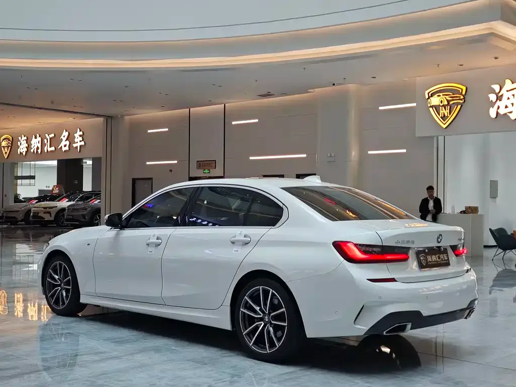 BMW 3 Series — фото 10