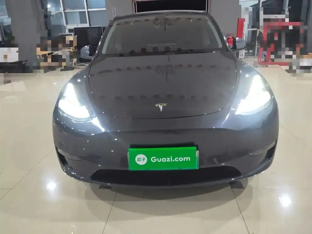 Tesla Model Y — фото 4