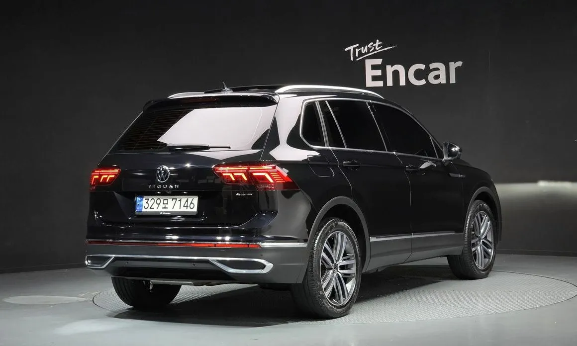 Volkswagen Tiguan — фото 4