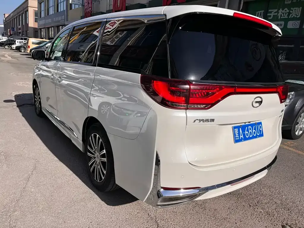 GAC Motor Trumpchi M8 — фото 8