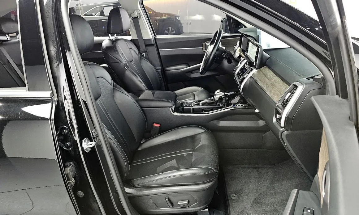 Kia Sorento — фото 9