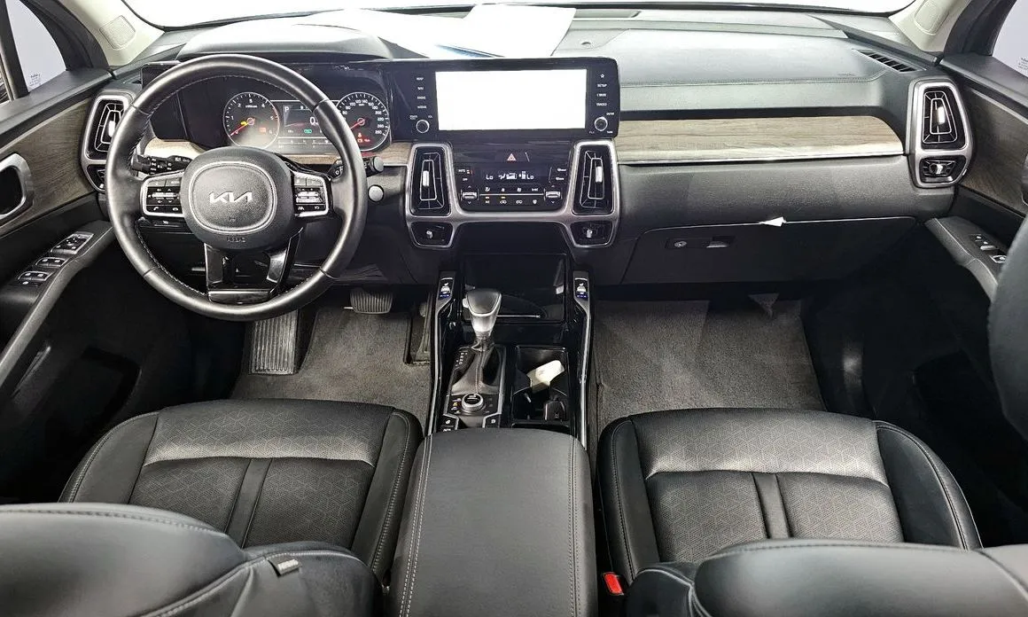 Kia Sorento — фото 6