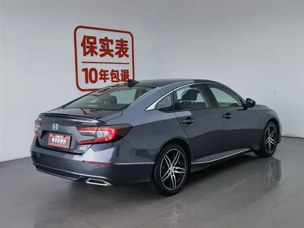 Honda Accord — фото 5