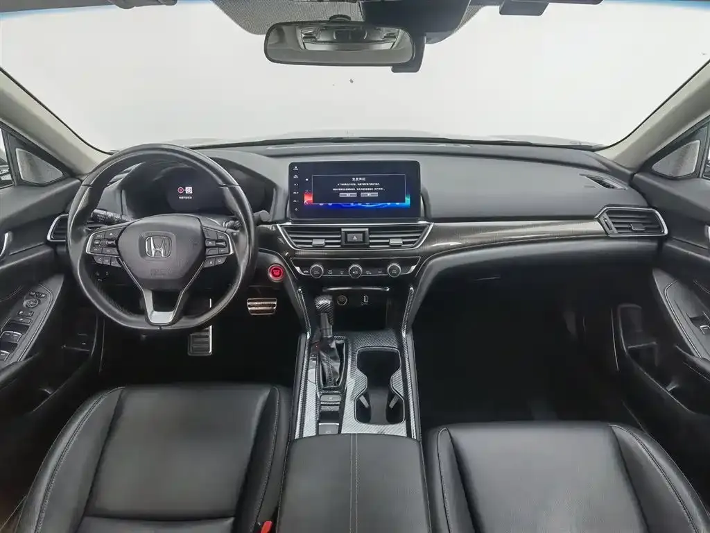 Honda Accord — фото 9