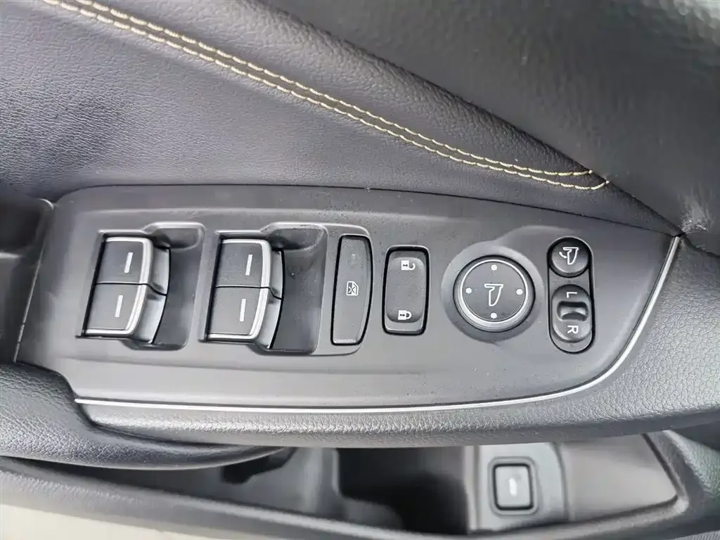 Honda Accord — фото 7