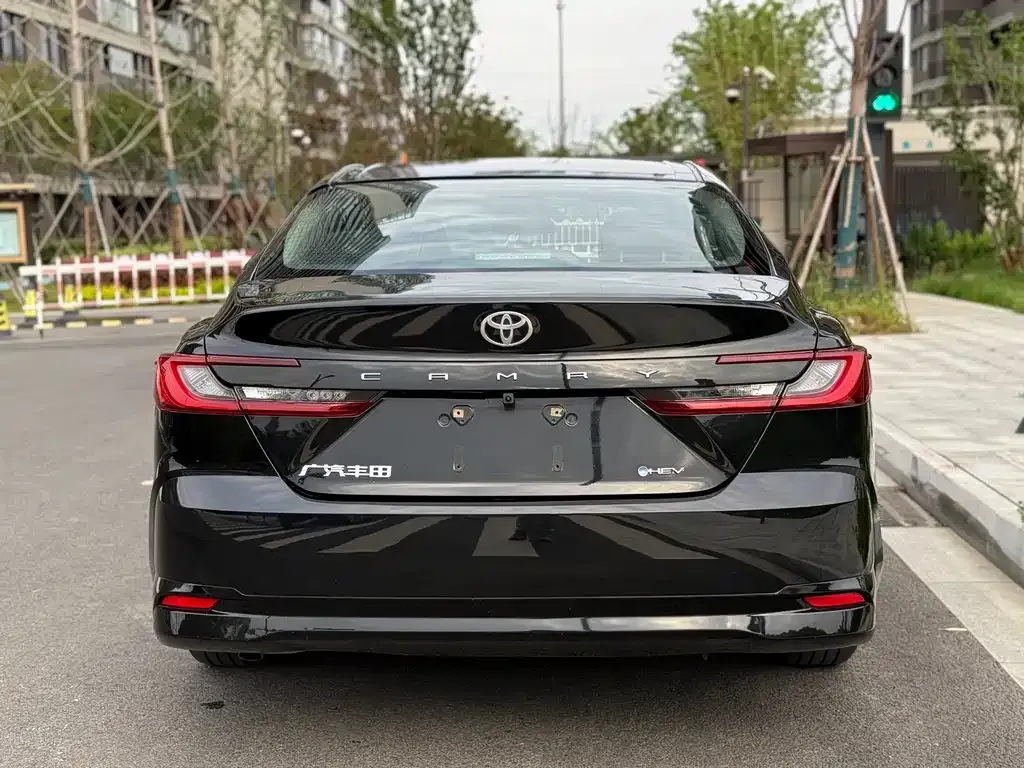 Toyota Camry 2024 из CN, фото 4