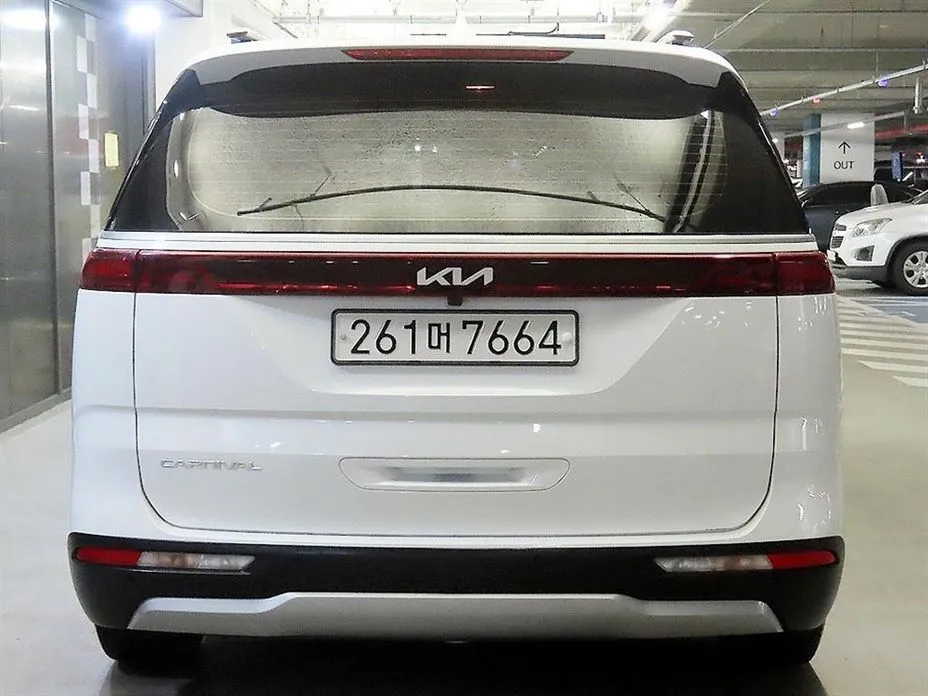 Kia Carnival — фото 3