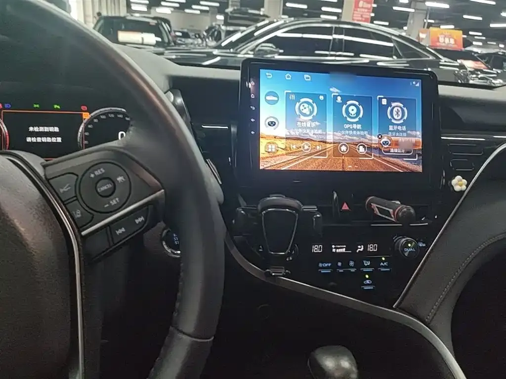 Toyota Camry 2023 из CN, фото 8