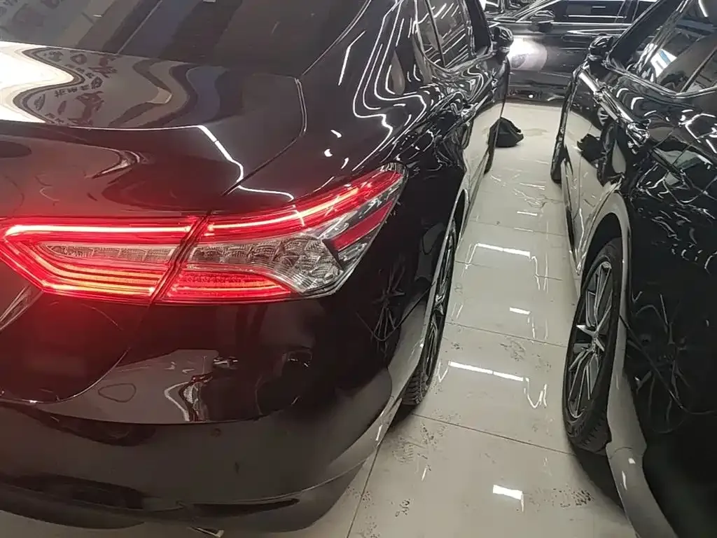 Toyota Camry 2023 из CN, фото 7