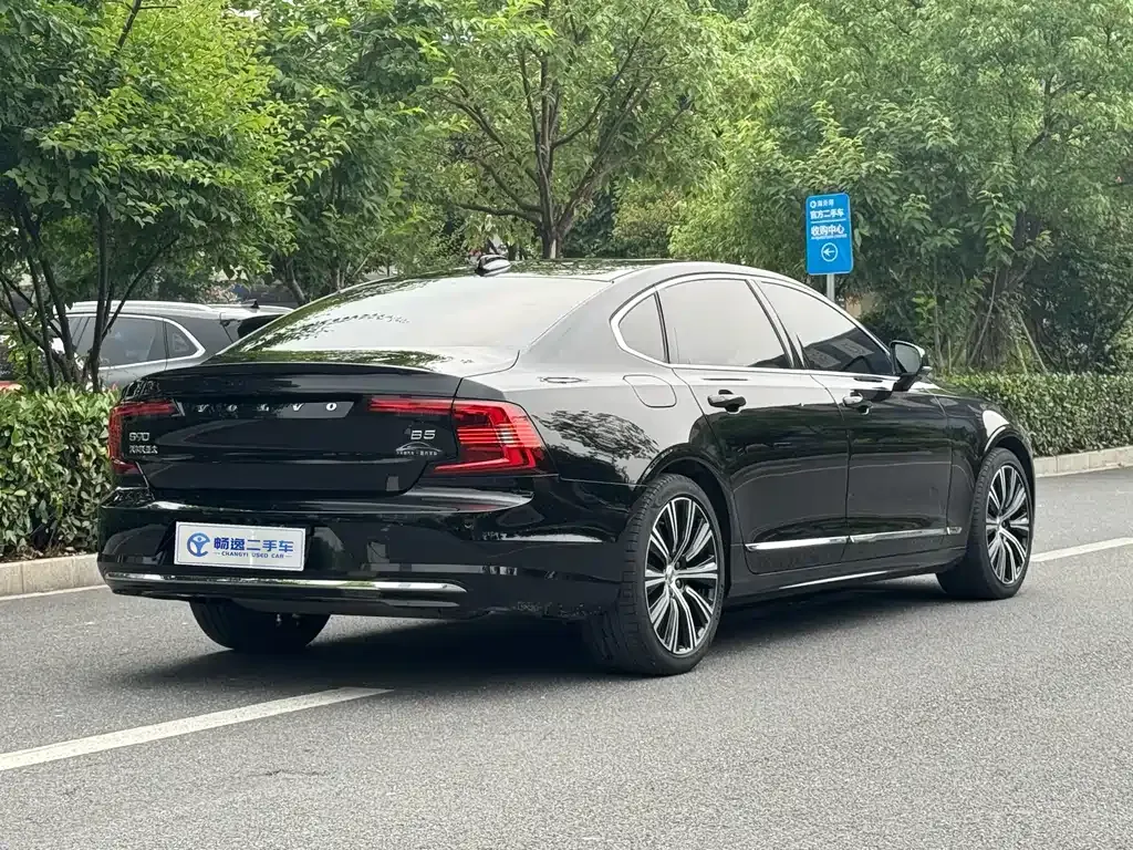 Volvo S90 — фото 2