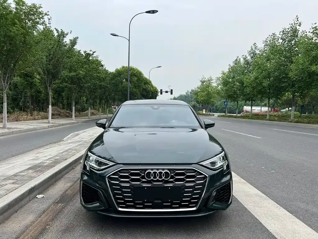 Audi A3 — фото 2