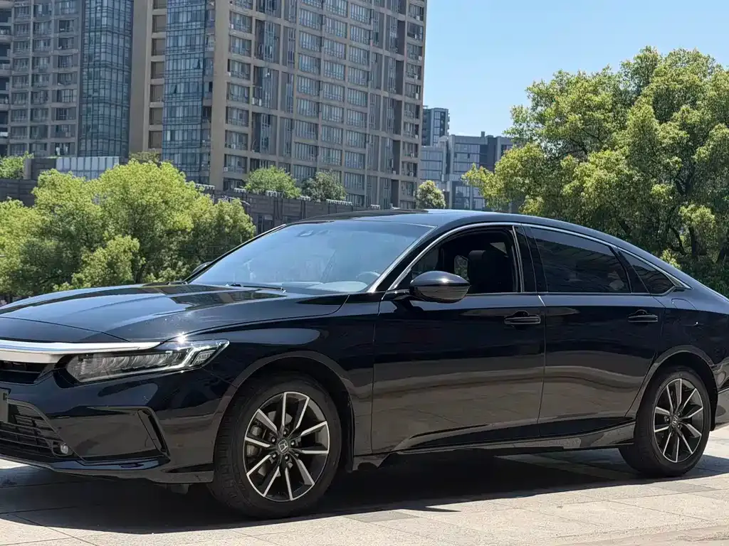 Honda Inspire 2023 из CN, фото 8
