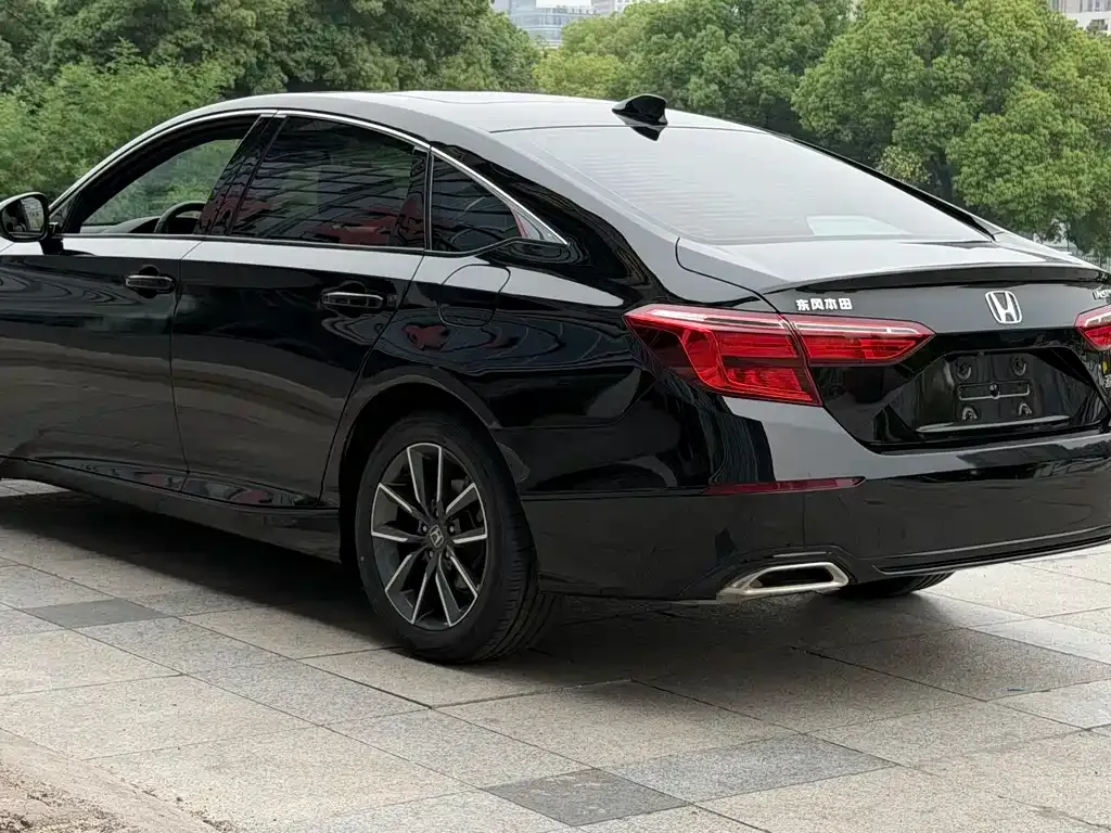 Honda Inspire 2023 из CN, фото 3