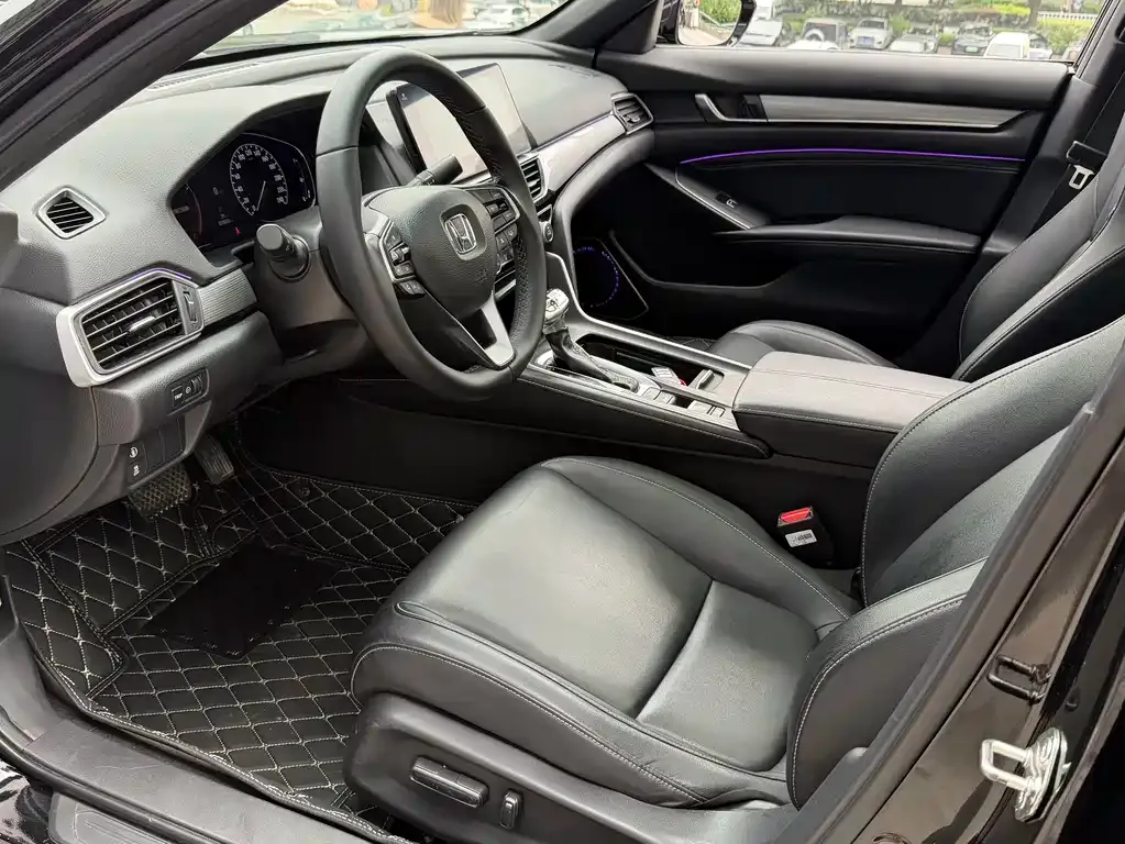 Honda Inspire 2023 из CN, фото 9