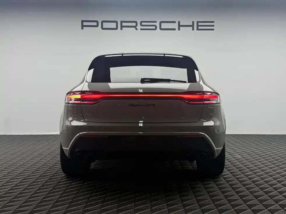 Porsche Macan — фото 6