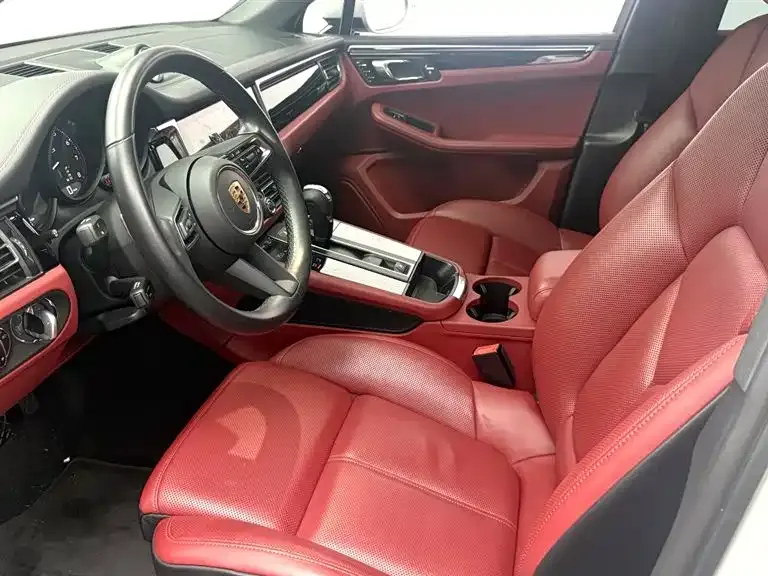 Porsche Macan — фото 7