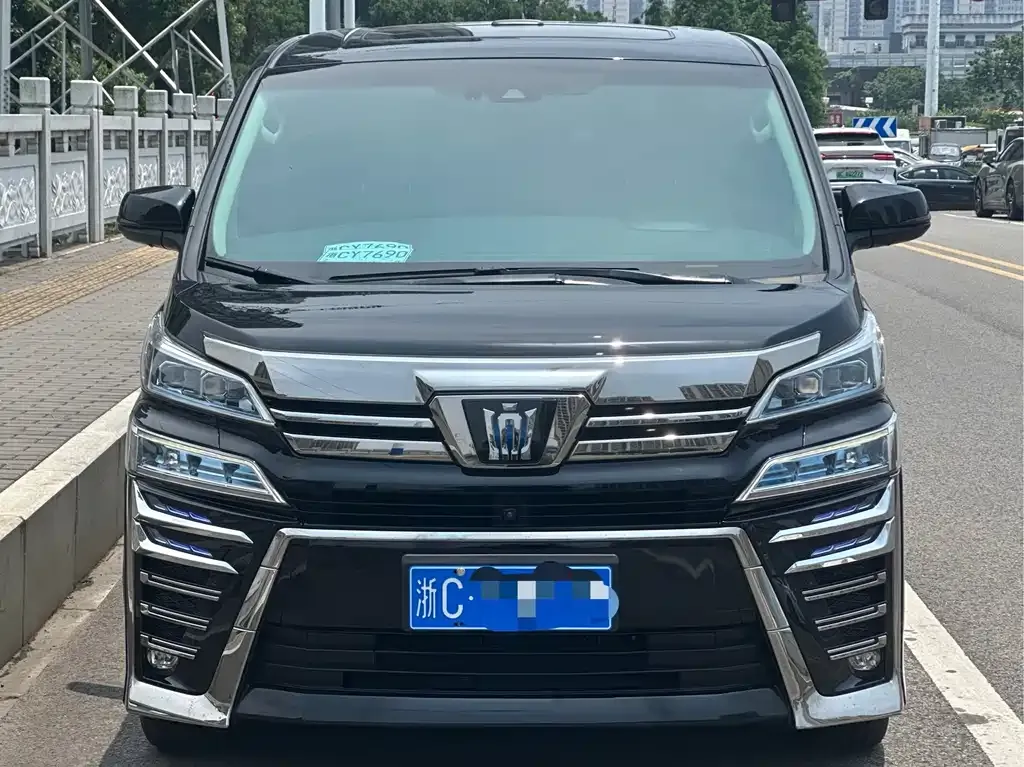 Toyota Vellfire 2021 из CN, фото 4
