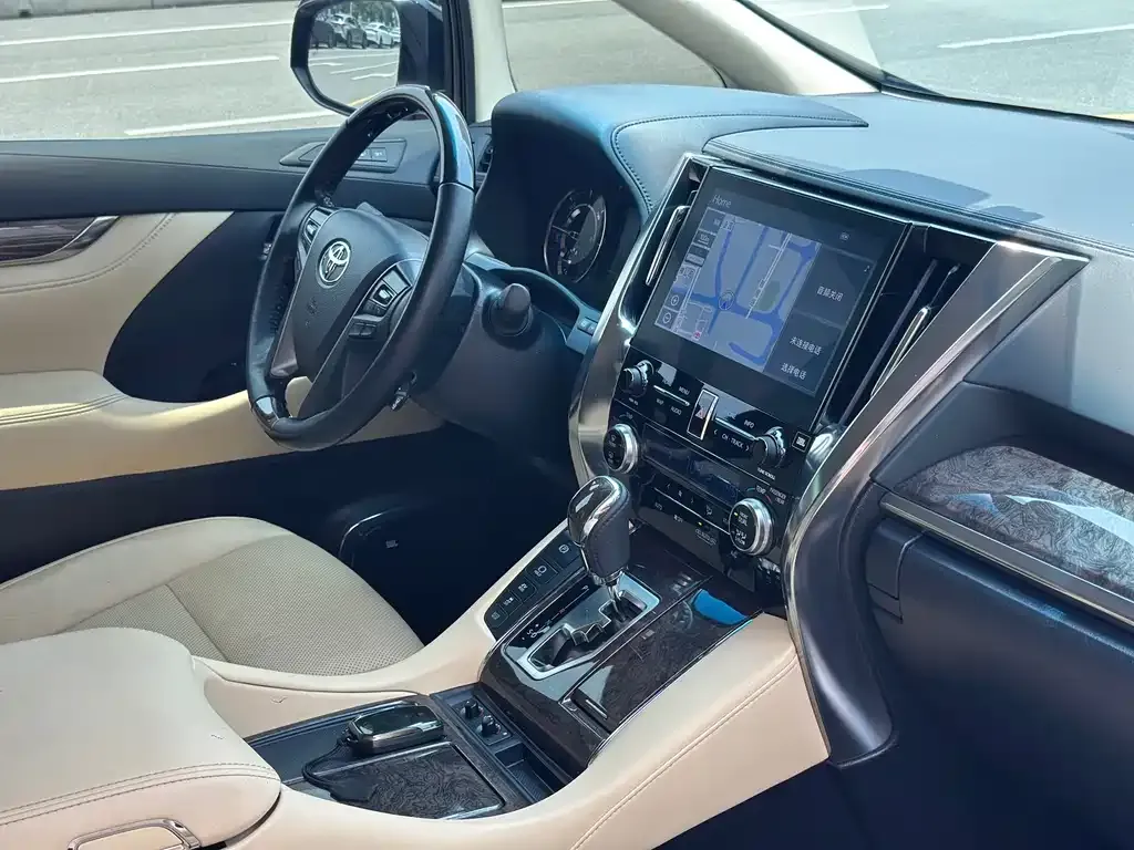 Toyota Vellfire 2021 из CN, фото 5