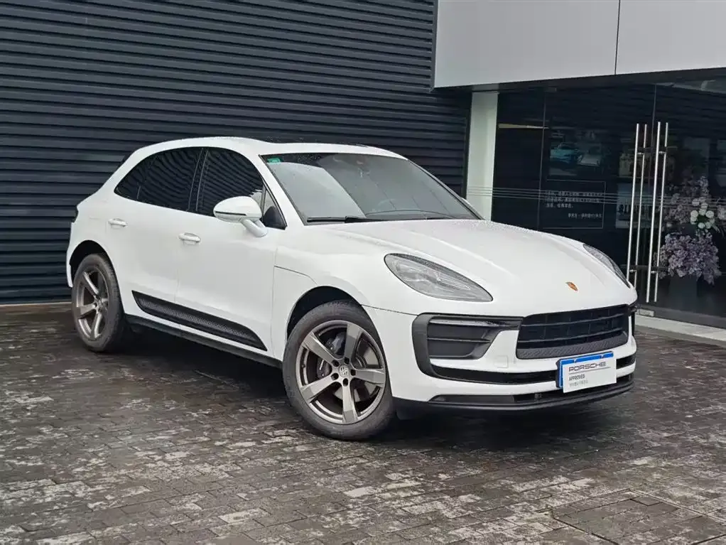 Porsche Macan — фото 1