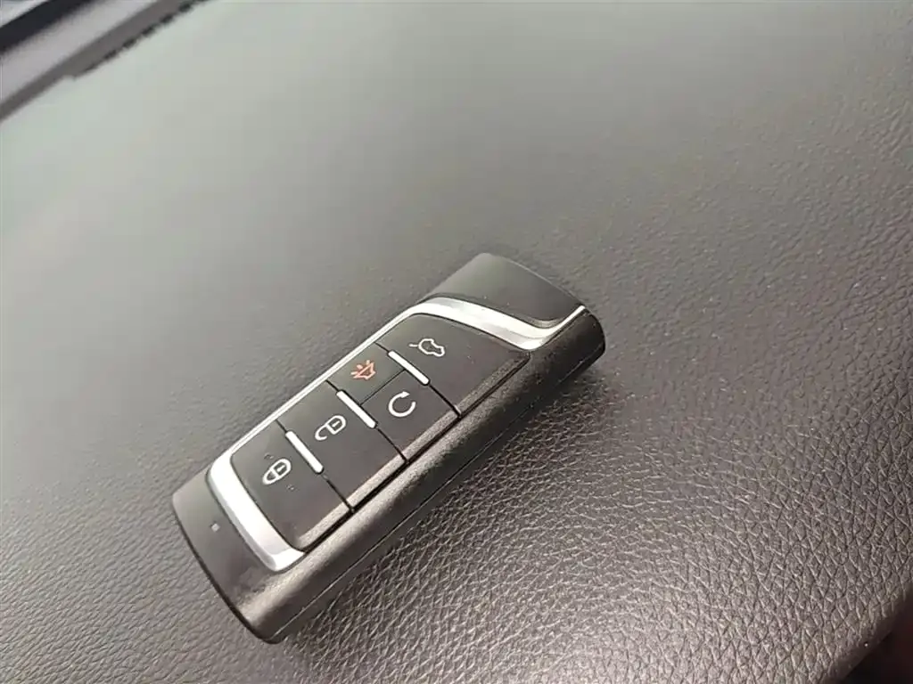 GAC Motor Trumpchi M6 — фото 8