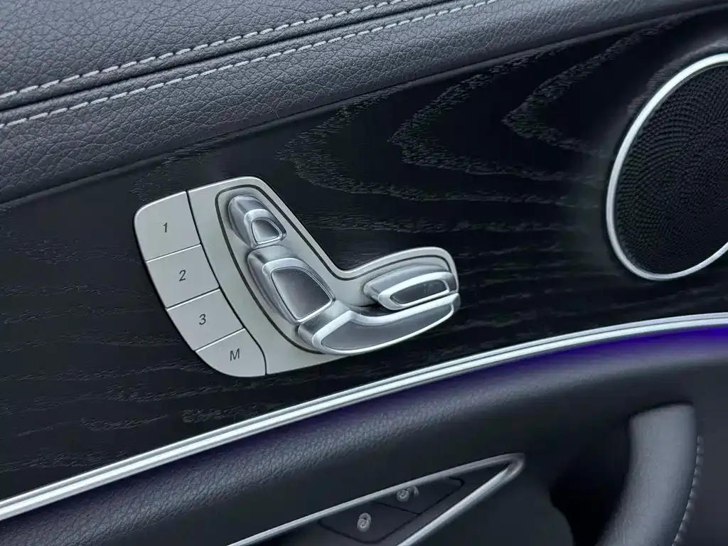 Mercedes-Benz E-Class (Import) — фото 9