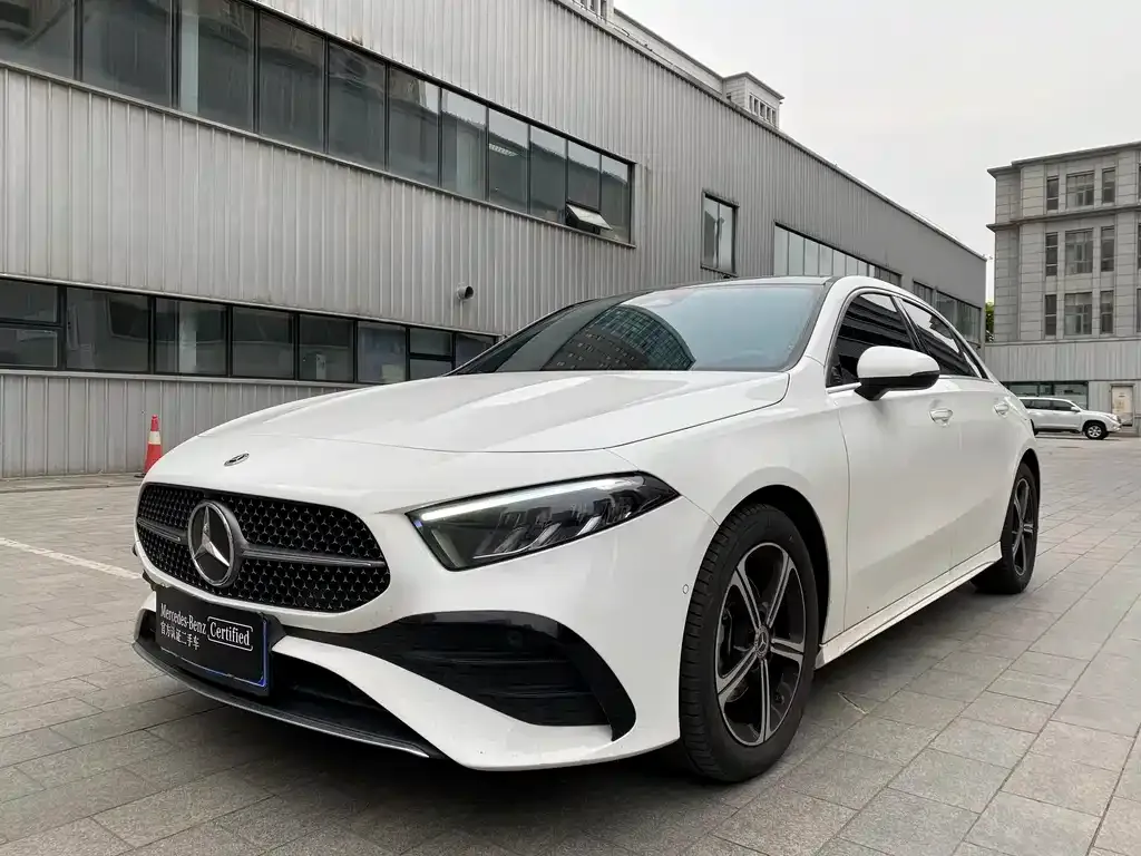 Mercedes-Benz A-Class — фото 1