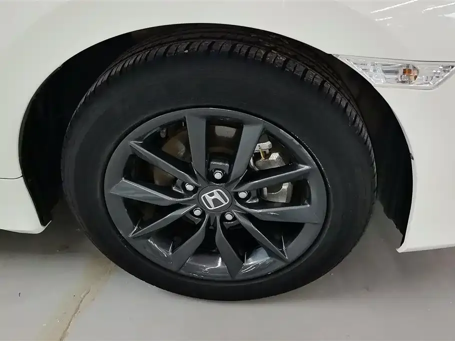 Honda Civic — фото 8