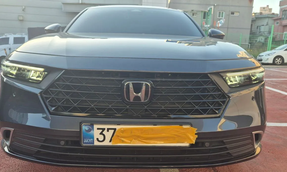 Honda Accord — фото 8