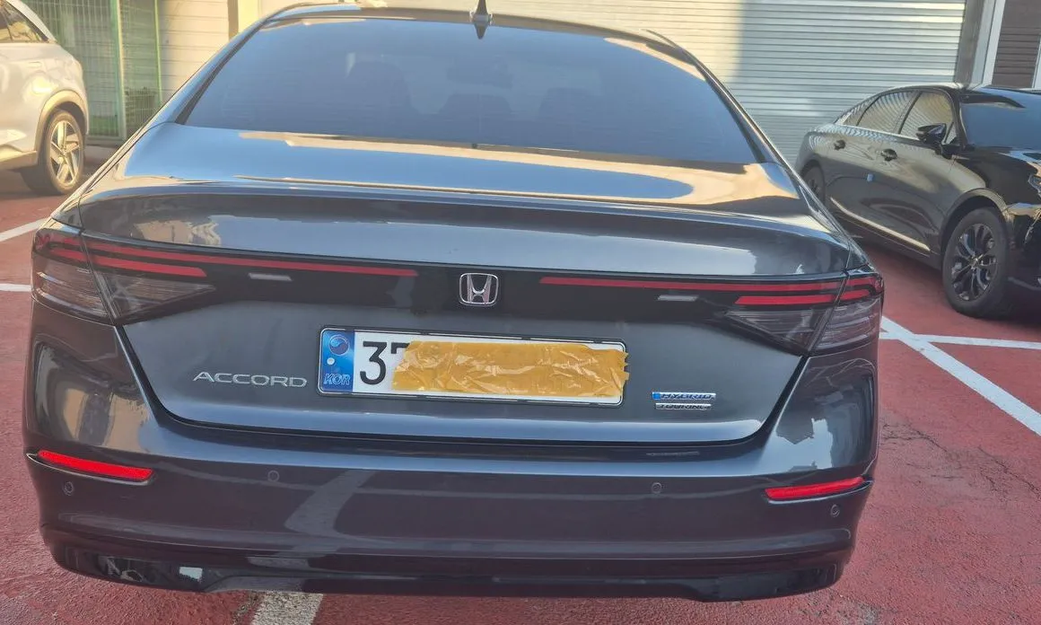 Honda Accord — фото 5