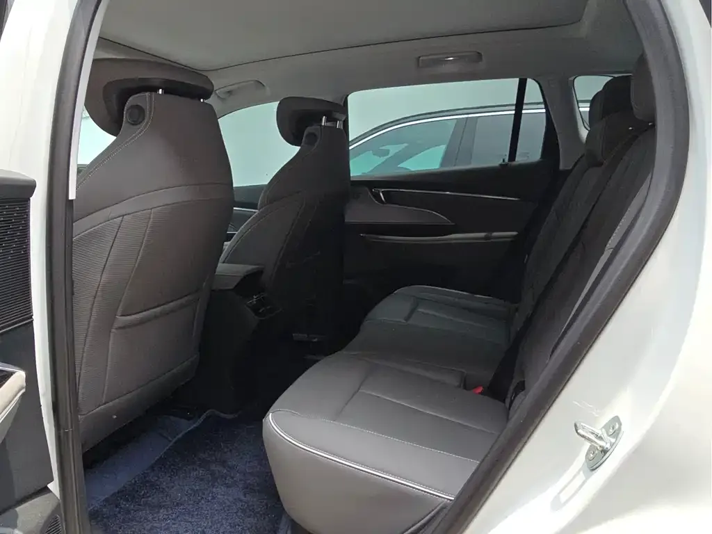 Buick E5 2023 из CN, фото 4